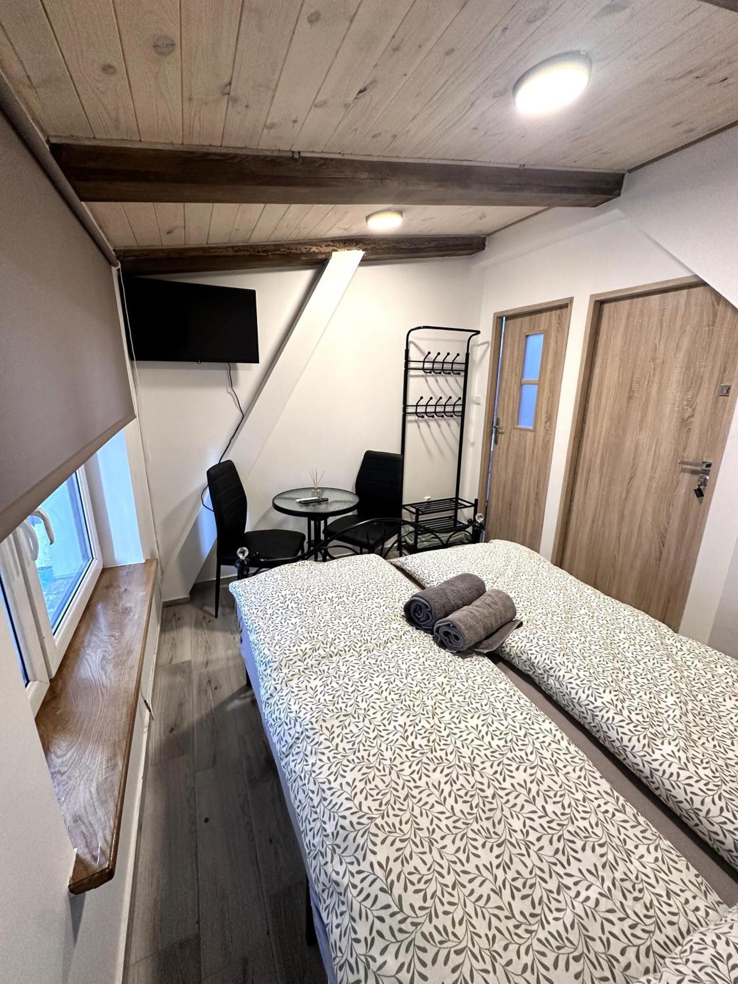 Apartamenty Piernikowy Kacik - Rynek Nowomiejski Z Klimatyzacja Torun Exterior photo