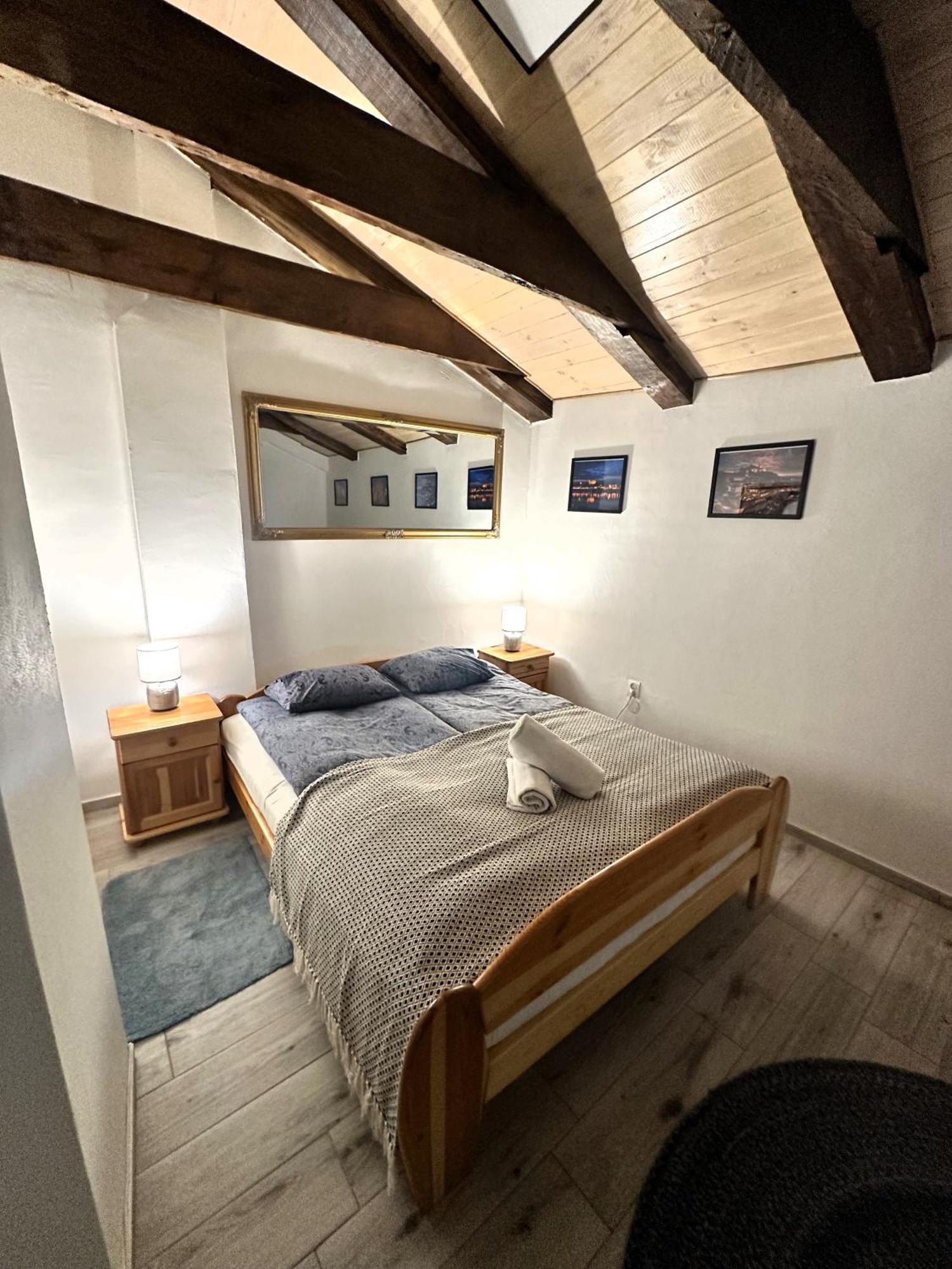 Apartamenty Piernikowy Kacik - Rynek Nowomiejski Z Klimatyzacja Torun Exterior photo