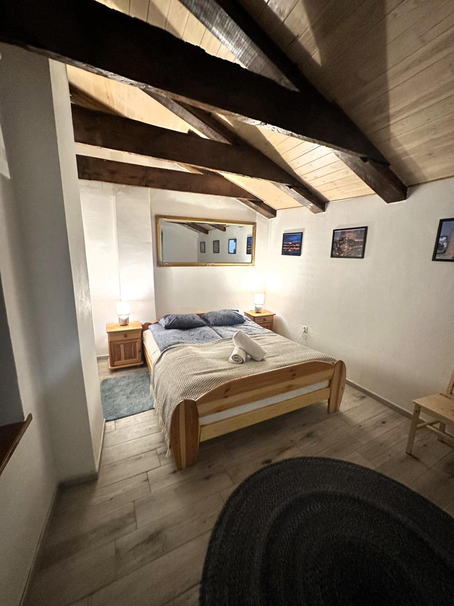 Apartamenty Piernikowy Kacik - Rynek Nowomiejski Z Klimatyzacja Torun Exterior photo