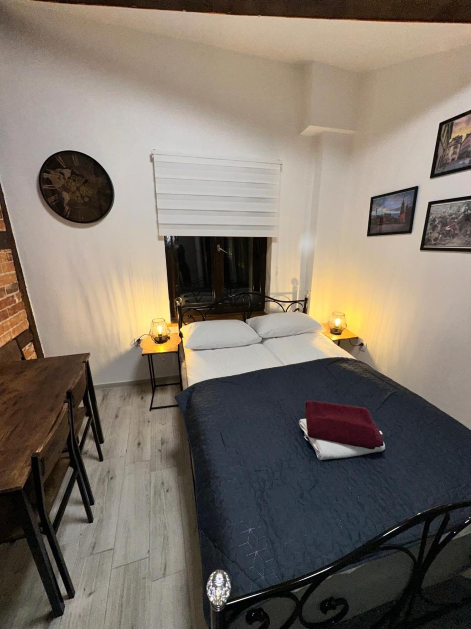 Apartamenty Piernikowy Kacik - Rynek Nowomiejski Z Klimatyzacja Torun Exterior photo