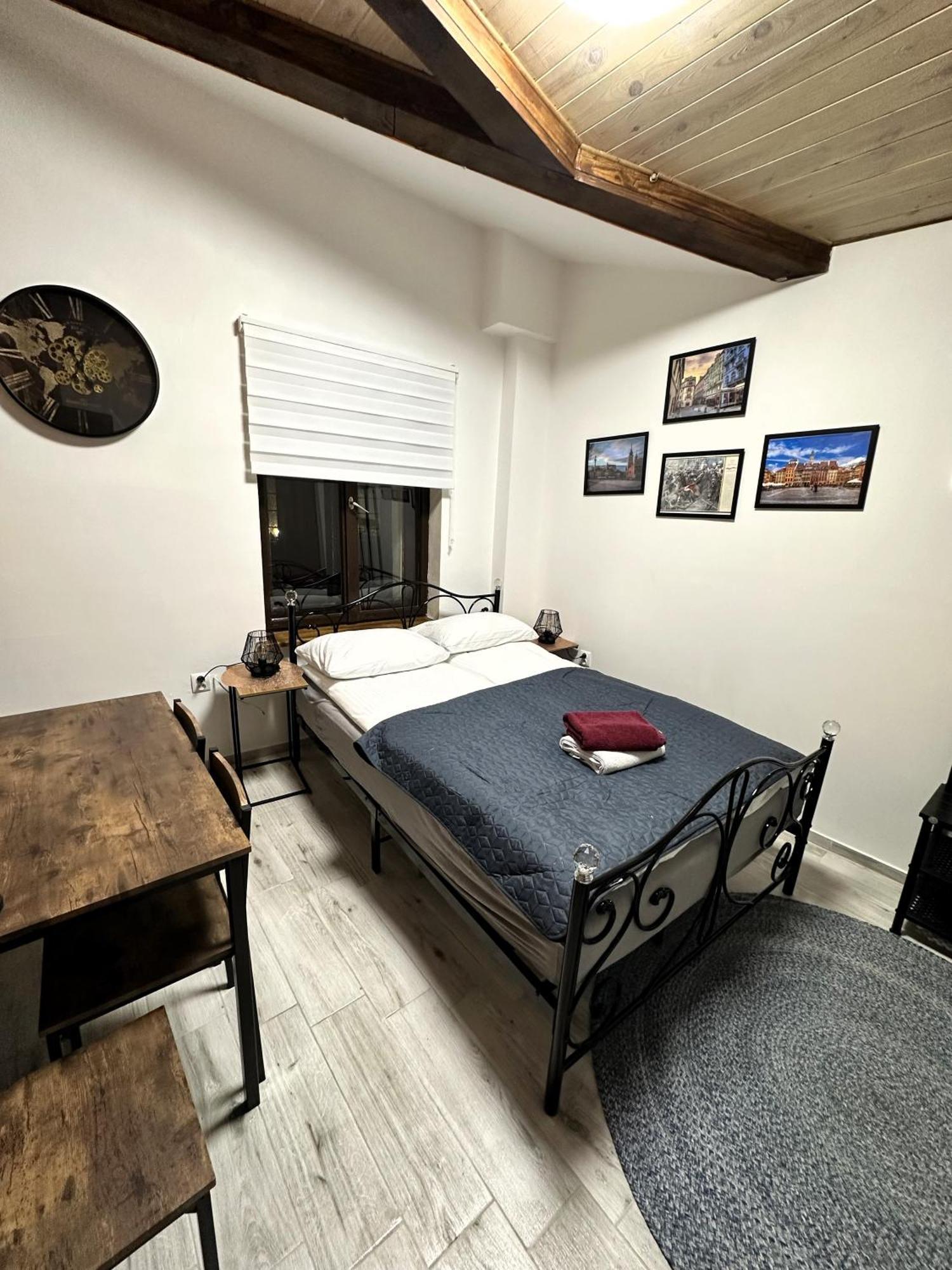 Apartamenty Piernikowy Kacik - Rynek Nowomiejski Z Klimatyzacja Torun Exterior photo